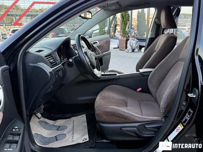 lexus CT 200h 2012