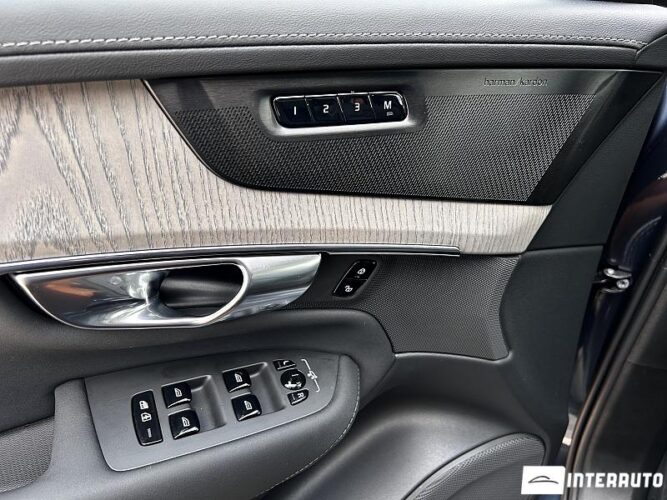 Volvo XC 90 46 volvo XC 90 2025