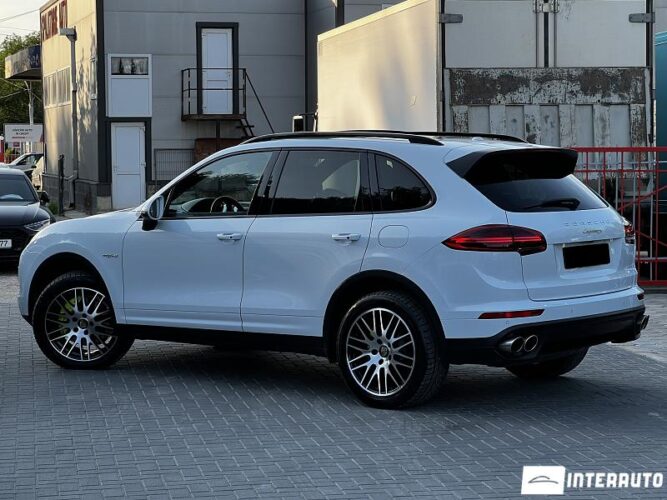 porsche Cayenne S Hybrid 2016