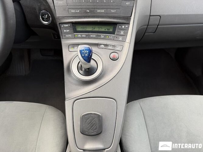 toyota Prius 2011