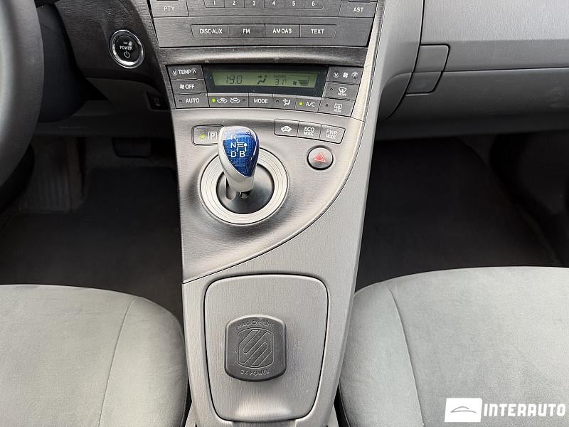 toyota Prius 2011
