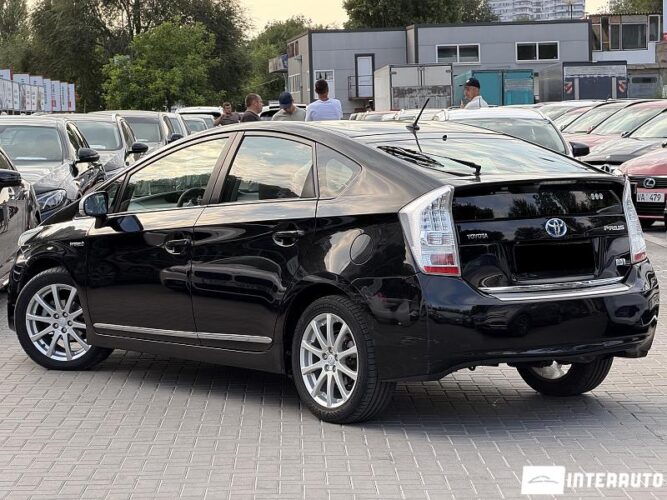 toyota Prius 2011