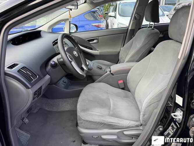 toyota Prius 2011