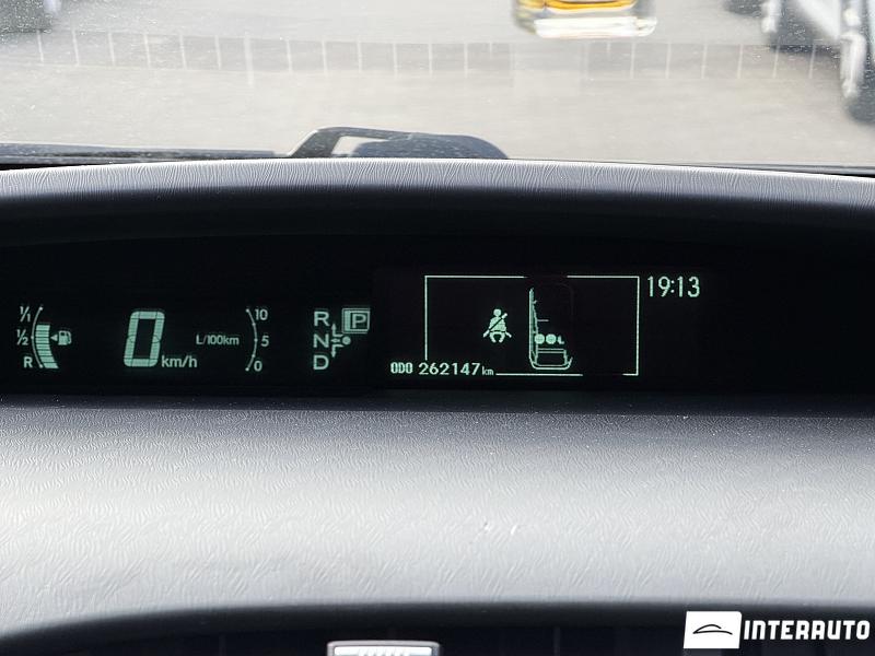 toyota Prius 2011