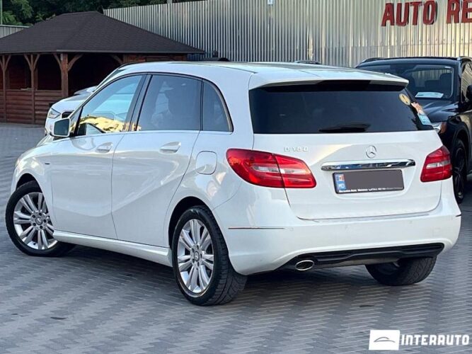 mercedes B 180 2012