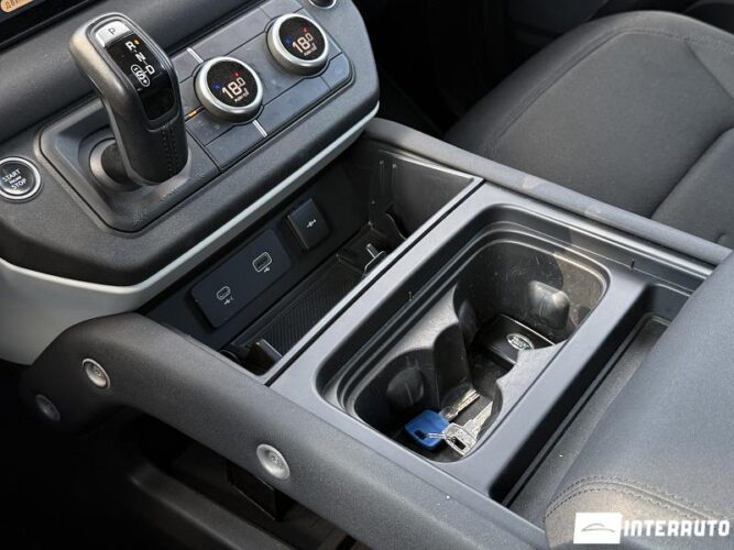 land rover Defender 2020