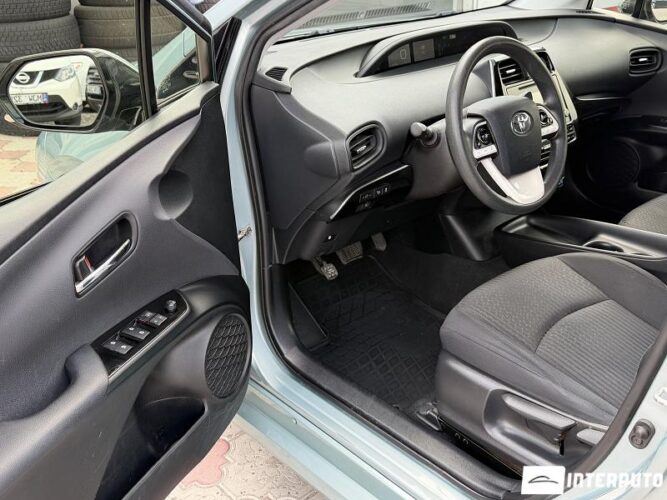 Toyota Prius 36 toyota Prius 2018