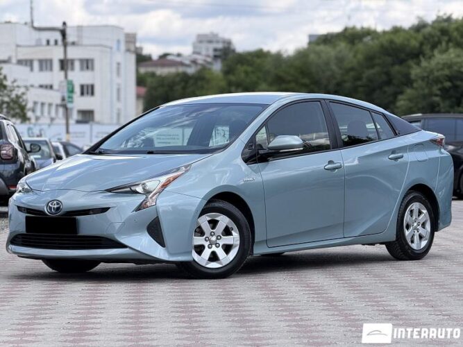 Toyota Prius 2018 doar la InterAuto