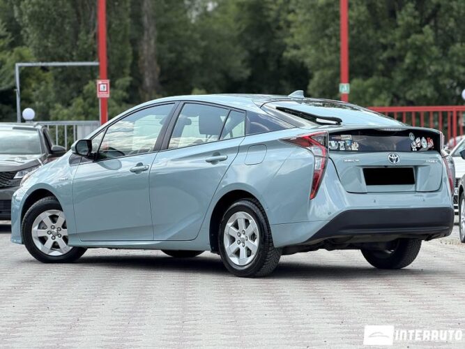 Toyota Prius 32 toyota Prius 2018