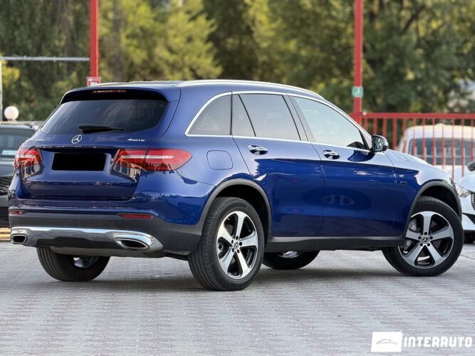 Mercedes GLC 350e 34 mercedes GLC 350e 2019