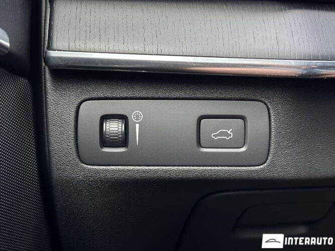 volvo XC 90 2020