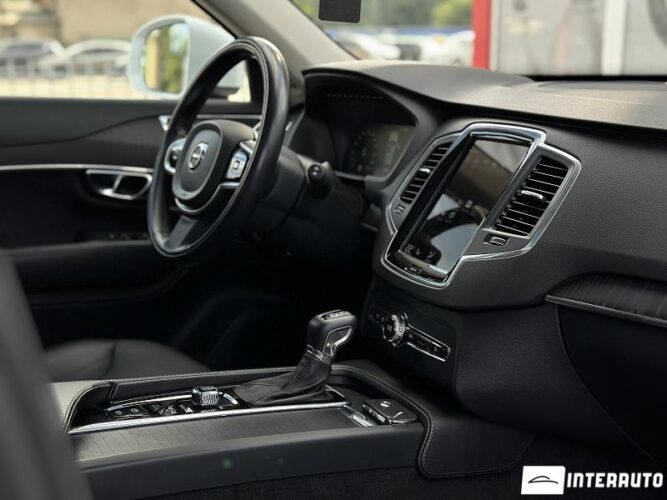 volvo XC 90 2020