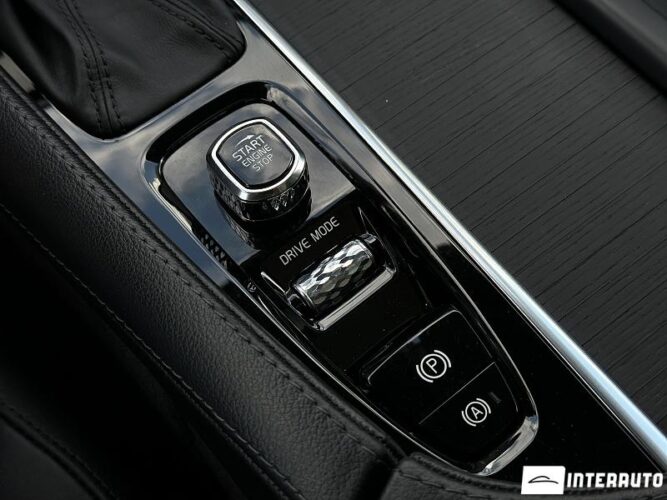 volvo XC 90 2020
