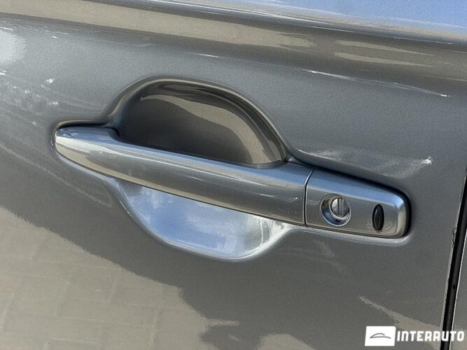 Mitsubishi Outlander 48 mitsubishi Outlander 2020