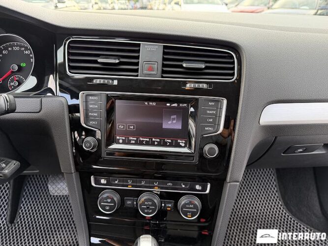 volkswagen Golf 2014