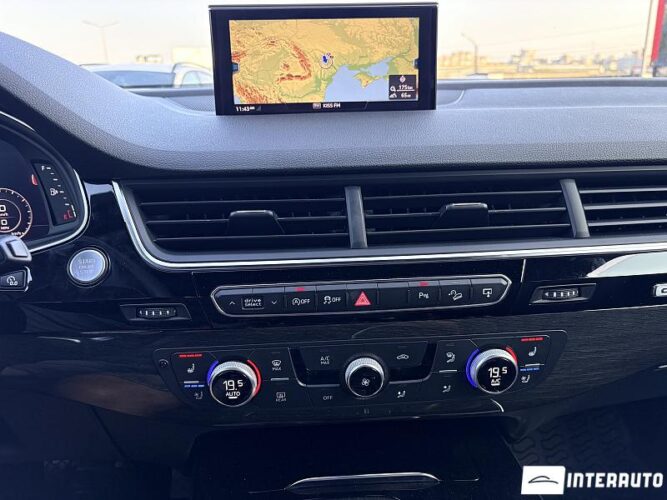 Audi Q7 48 audi Q7 2017