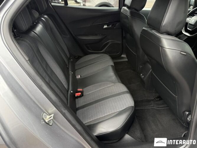 peugeot 2008 2021