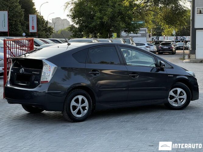 Toyota Prius 32 toyota Prius 2010