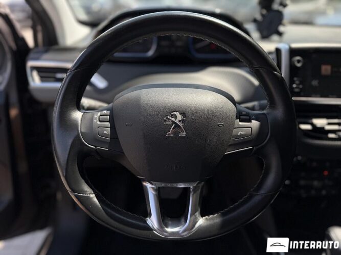 Peugeot 2008 43 peugeot 2008 2019