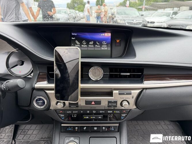 lexus ES 300h 2018