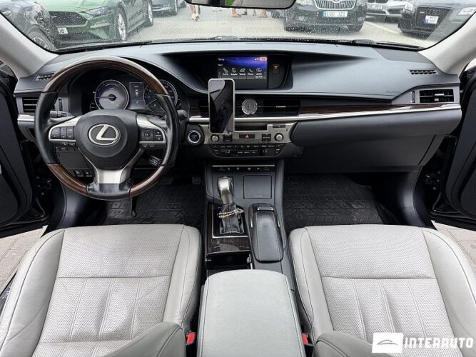 lexus ES 300h 2018