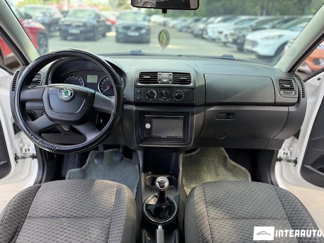 Skoda Fabia 44 skoda Fabia 2010