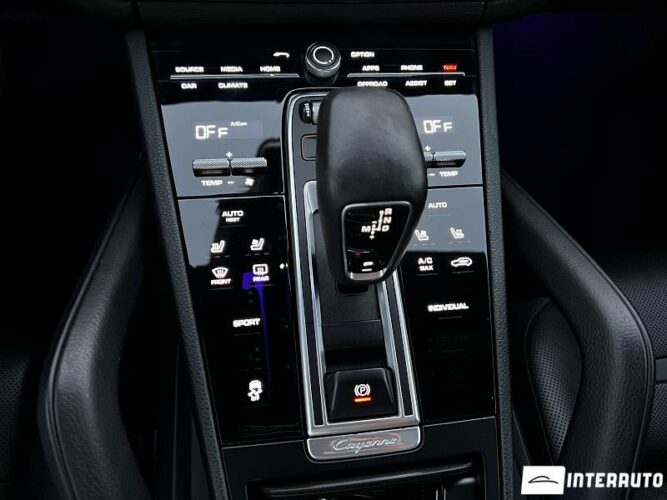 porsche Cayenne 2019