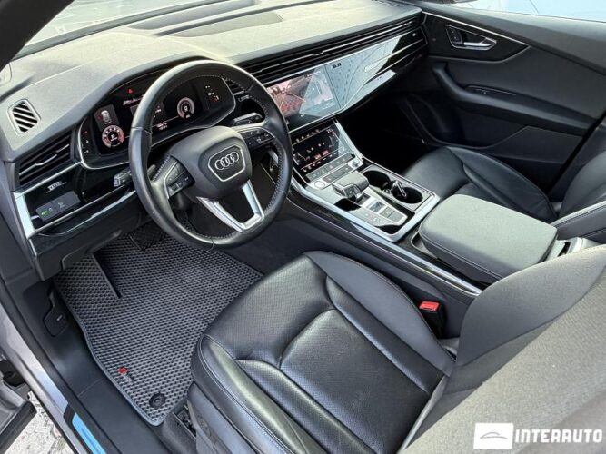 audi Q8 2020