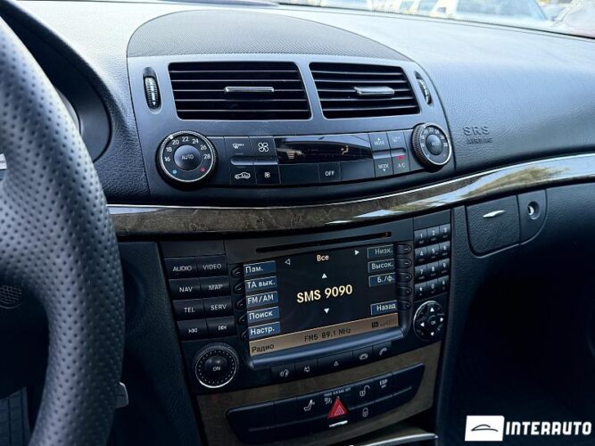 Mercedes E 220 37 mercedes E 220 2009