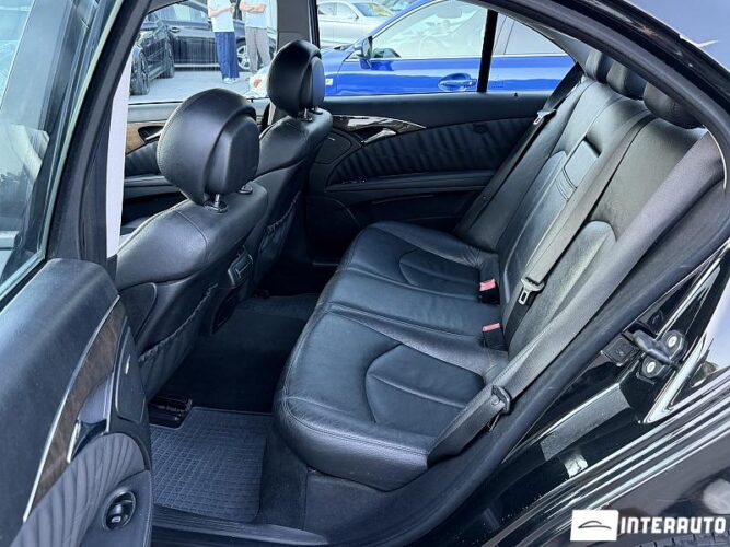 Mercedes E 220 32 mercedes E 220 2009