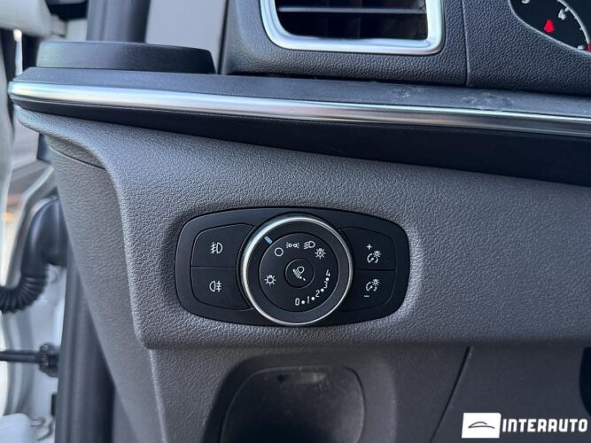 ford Transit 2019