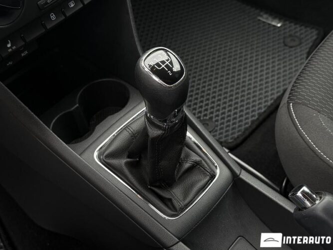Skoda Rapid 44 skoda Rapid 2015