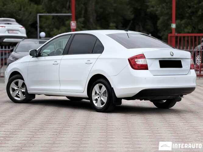 Skoda Rapid 33 skoda Rapid 2015