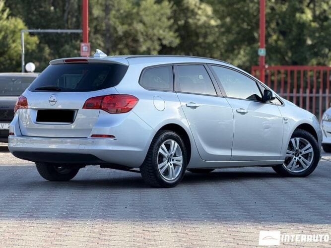 Opel Astra 28 opel Astra 2013