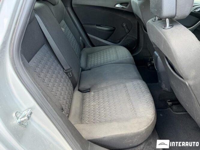 Opel Astra 40 opel Astra 2013
