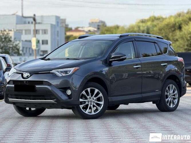 Toyota Rav-4 2016 doar la InterAuto