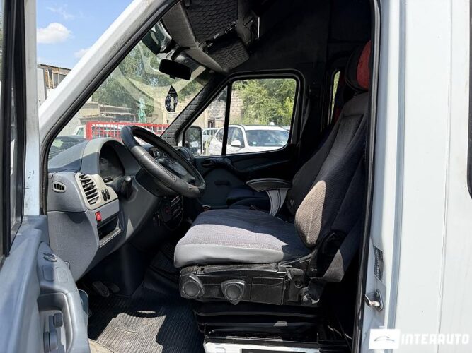 Mercedes Sprinter 28 mercedes Sprinter 2005