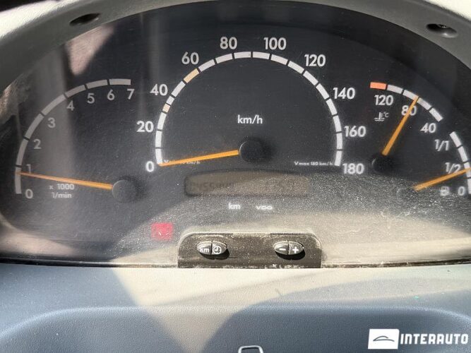 Mercedes Sprinter 29 mercedes Sprinter 2005