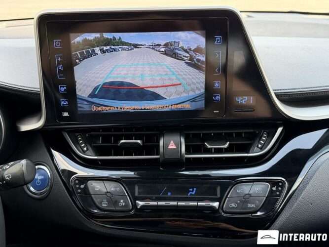 Toyota C-HR 45 toyota C-HR 2018