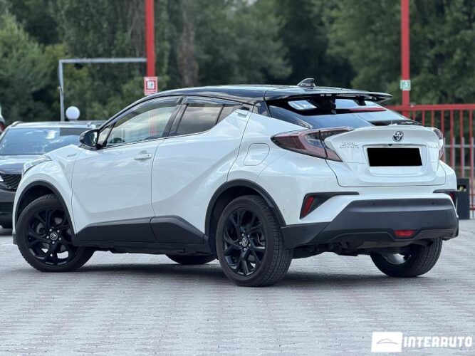 Toyota C-HR 33 toyota C-HR 2018