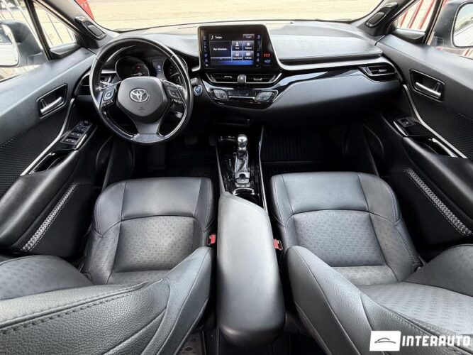 Toyota C-HR 41 toyota C-HR 2018