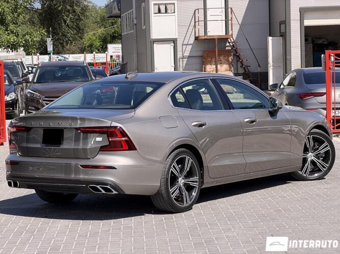 Volvo S 60 33 volvo S 60 2020