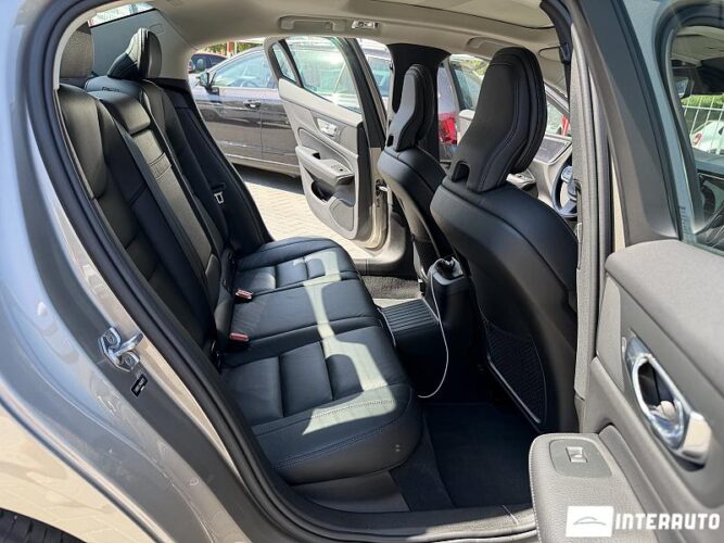 Volvo S 60 39 volvo S 60 2020