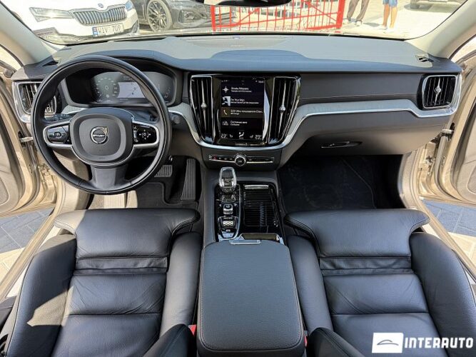 Volvo S 60 41 volvo S 60 2020