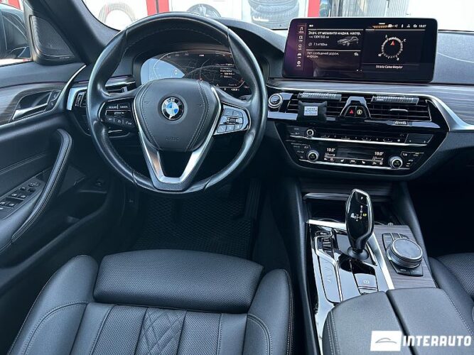 bmw 520 2021