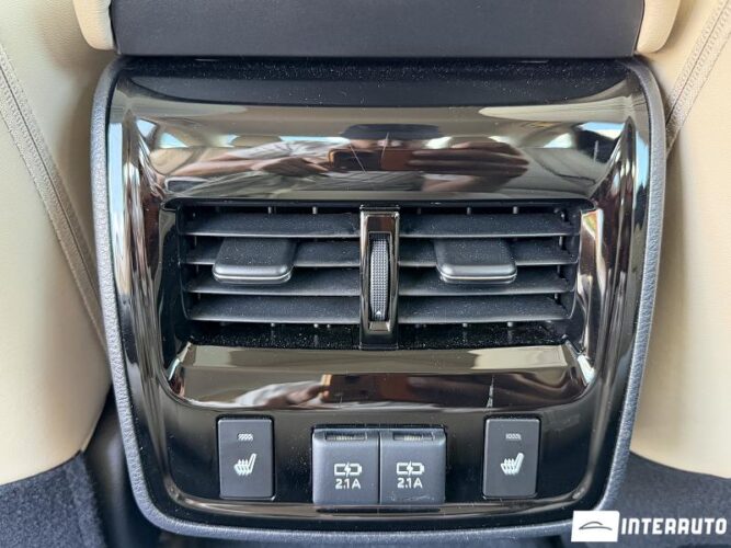 toyota Avalon 2020