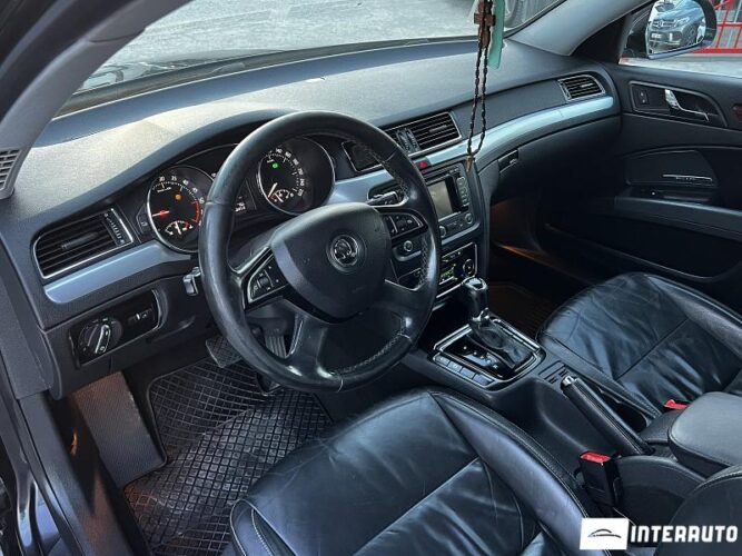 Skoda Superb 33 skoda Superb 2013
