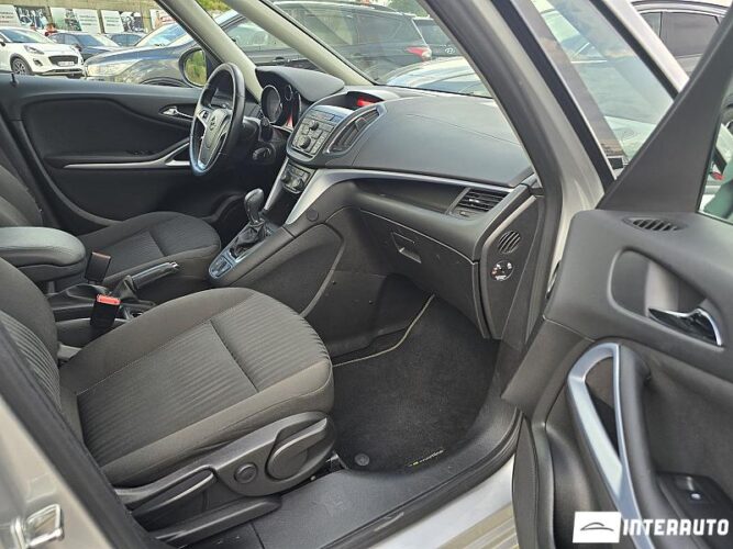 Opel Zafira 44 opel Zafira 2016