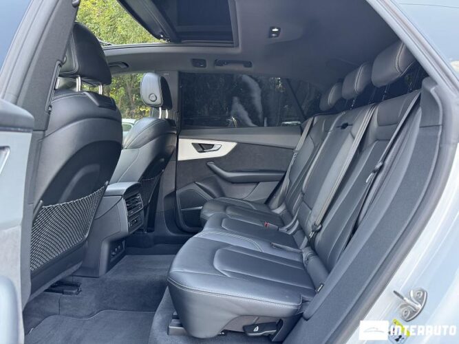 Audi Q7 63 audi Q7 2021