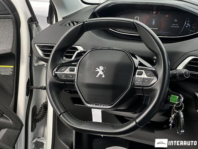 peugeot 5008 2020